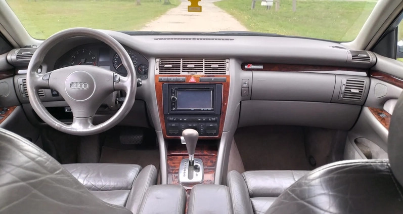 Audi A8 cena 9500 przebieg: 400000, rok produkcji 1999 z Gorlice małe 121